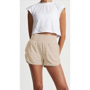 Varley Cream Romney Shorts Sz. M